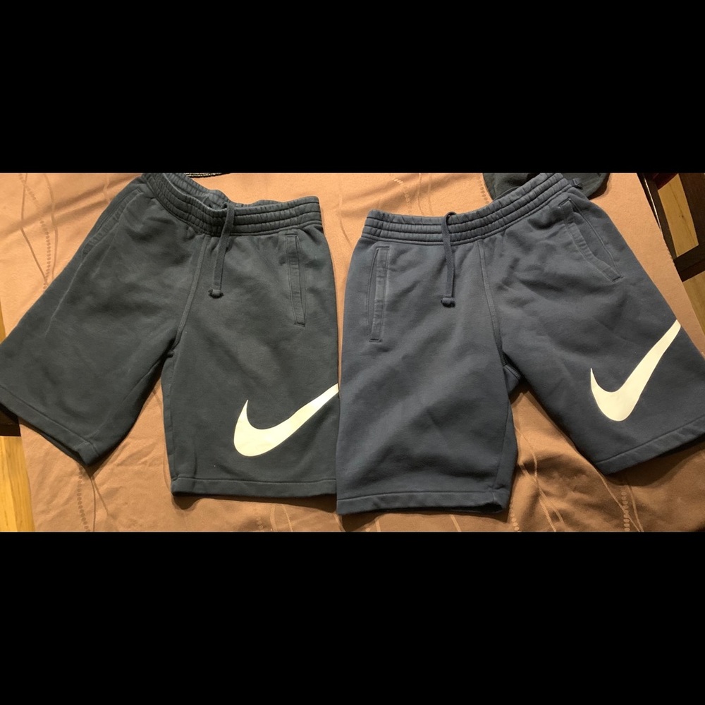 Nike Men’s Shorts size Small (1 blue /1 black) - Picture 3 of 3
